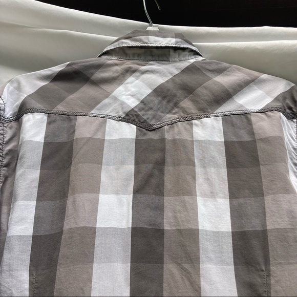 Express Button Down Black Gray and White Shirt, Size Medium. - Picture 8 of 12